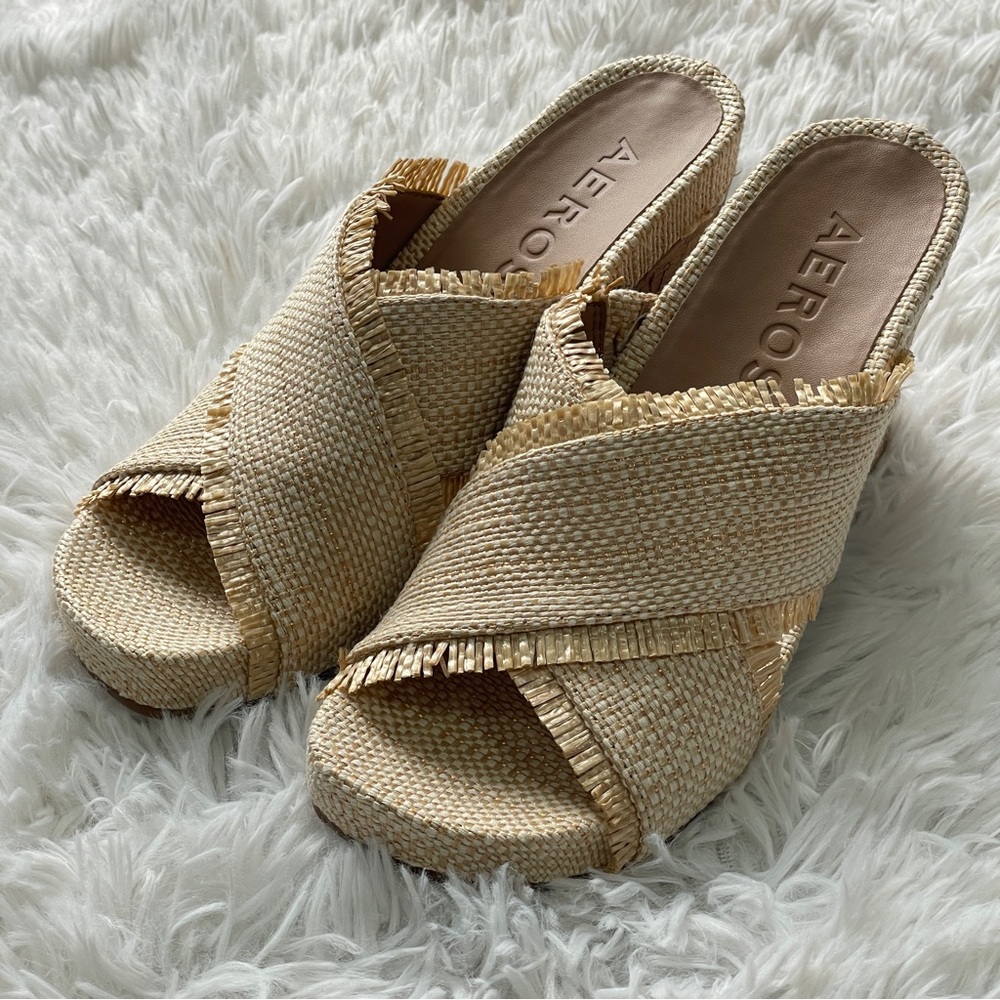 AEROSOLES Natural Tan Woven Crossband Slide Sandals
